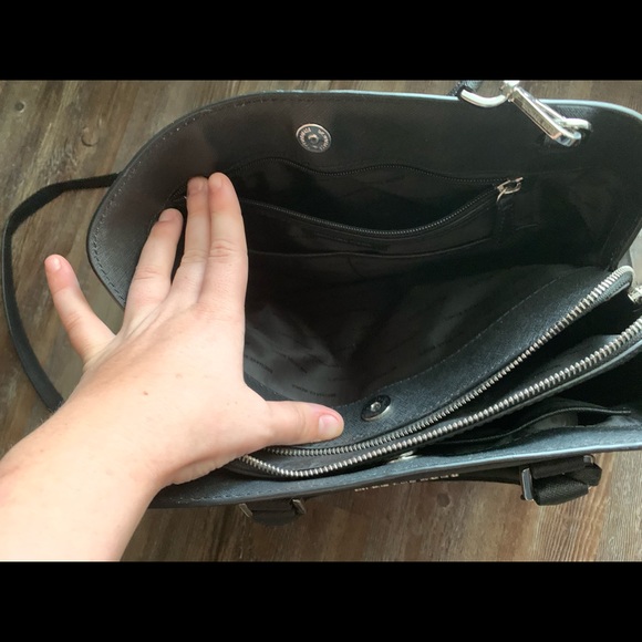 Michael Kors Bag and Wallet - Picture 5 of 5